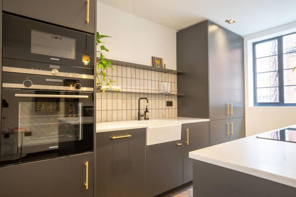 Chic City Centre Penthouse 레스터 외부 사진