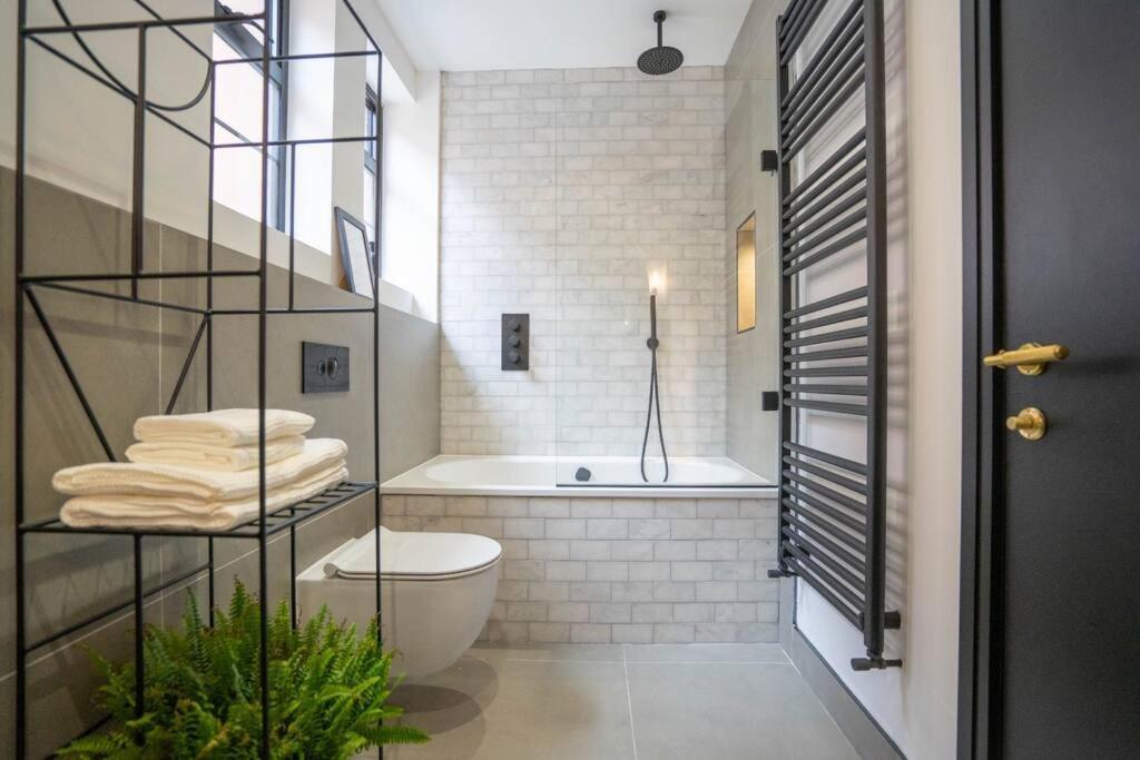 Chic City Centre Penthouse 레스터 외부 사진